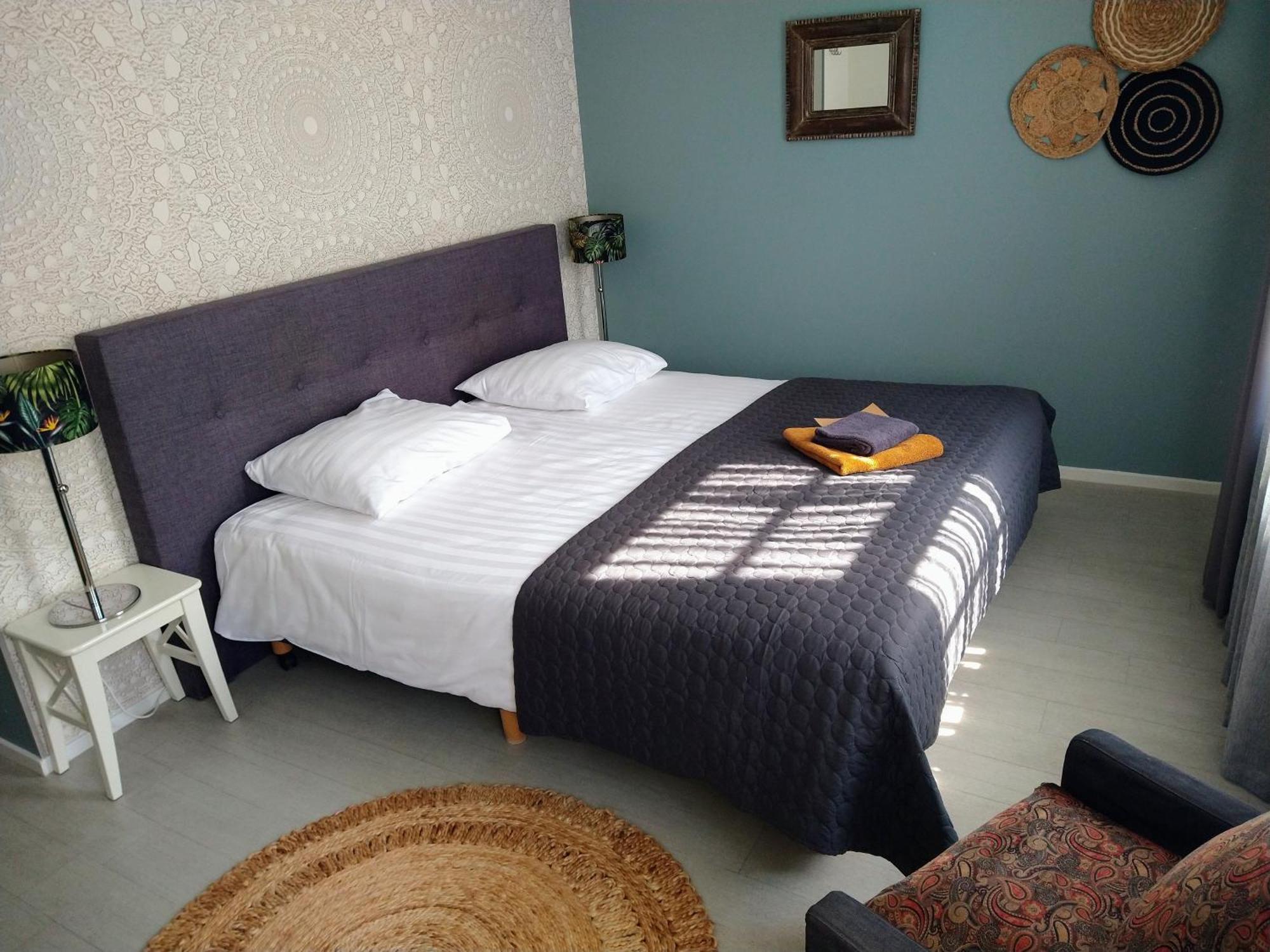 סינט מארטנסדייק Bed & Brasserie Het Kosthuys מראה חיצוני תמונה